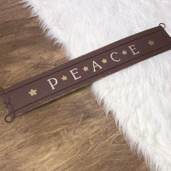 Christmas Peace sign - Picture 1 of 4